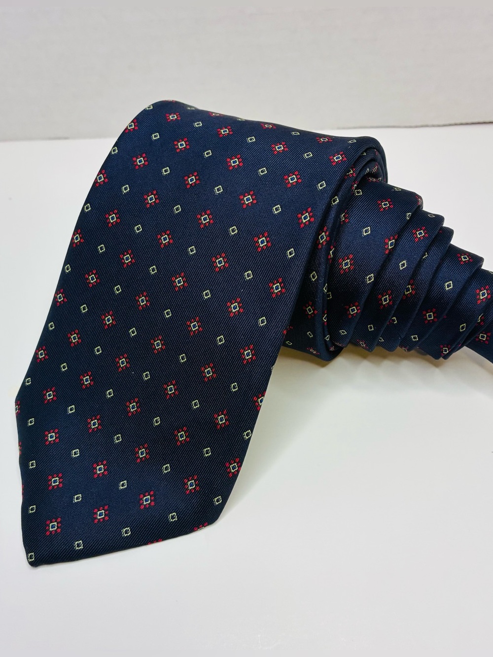 Chaps Ralph Lauren Vintage Silk Necktie Navy Blue Foulard Preppy Ivy Modern 3”